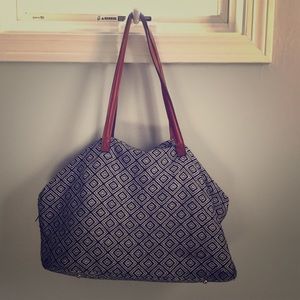 Cute Street Level oversized tote bag!